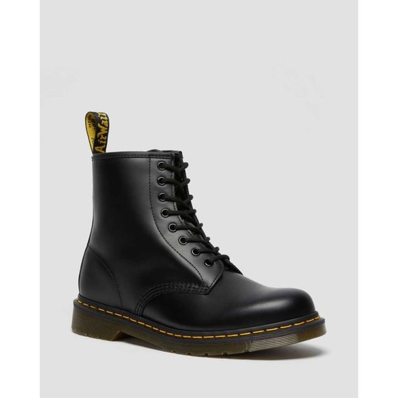 New Dr. Martens,1460 Smooth Leather Lace Up Black Boots Men Size: 9 Women SZ:10 - Picture 1 of 5